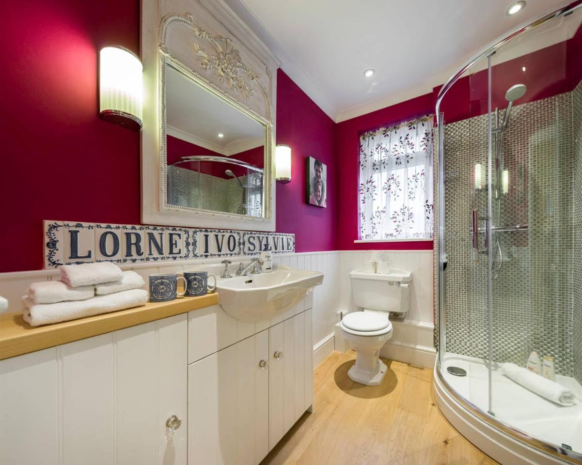 3 Bedroom Apartment On Portobello Road In Notting Hill لندن المظهر الخارجي الصورة